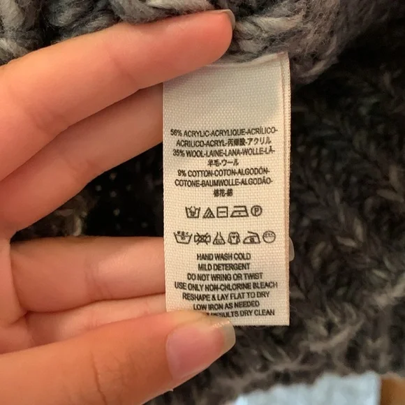 Women's Free People Prancer Dancer Reindeer Wool Knit Pullover Gray Sweater M - Picture 9 of 10